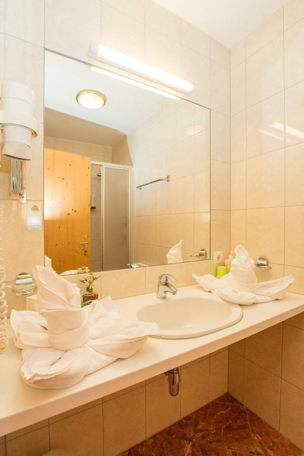 Familienhotel Alpina All Inklusive Wenns Dış mekan fotoğraf